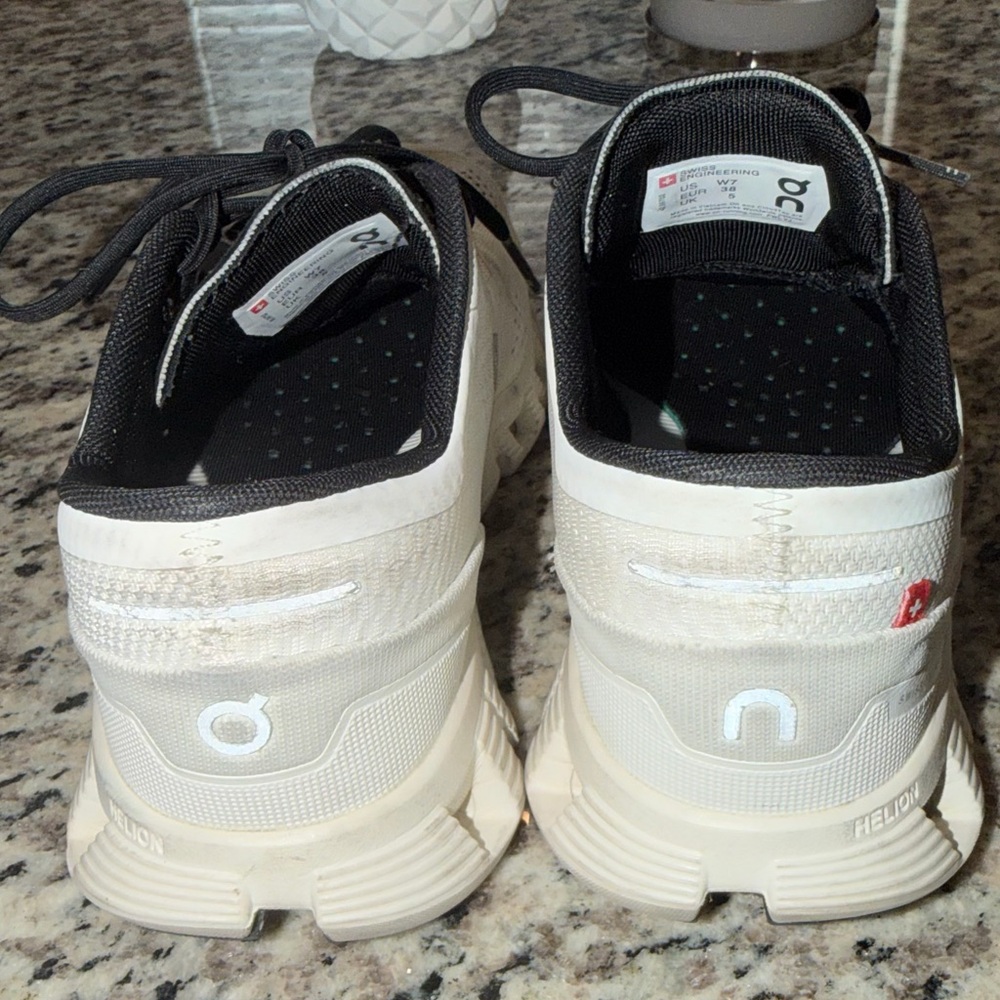 On Running Cloud White and Black Running Sneakers - Picture 5 of 8